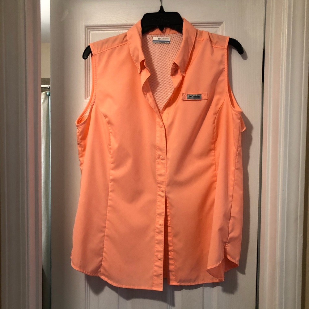 Columbia women’s dry fit PFG blouse